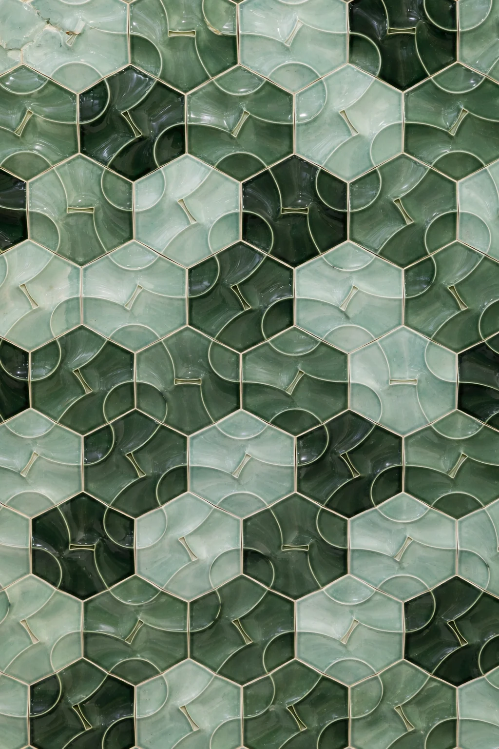 Cadenza — Emerald close-up